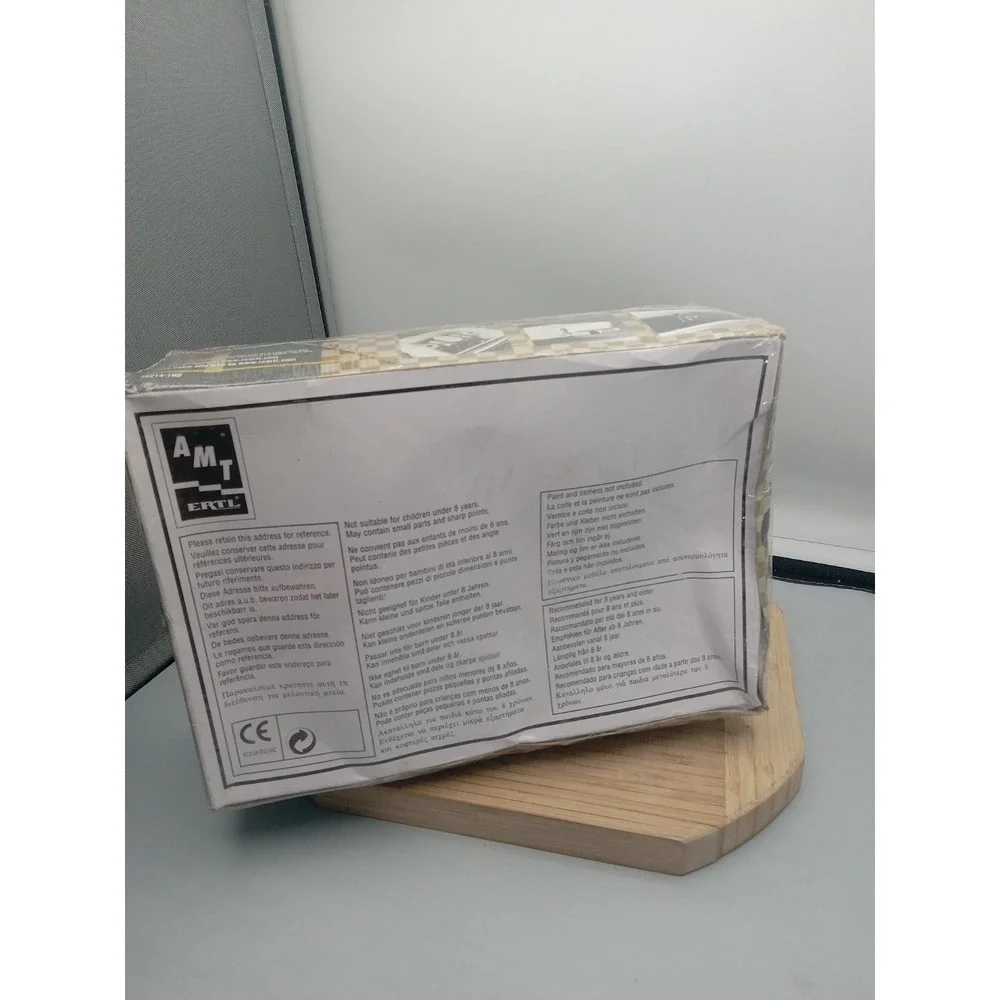 1/25 SCALE AMT  MODEL KIT 1966‎ FORD FAIRLANE 427 #38214 Smashed Box